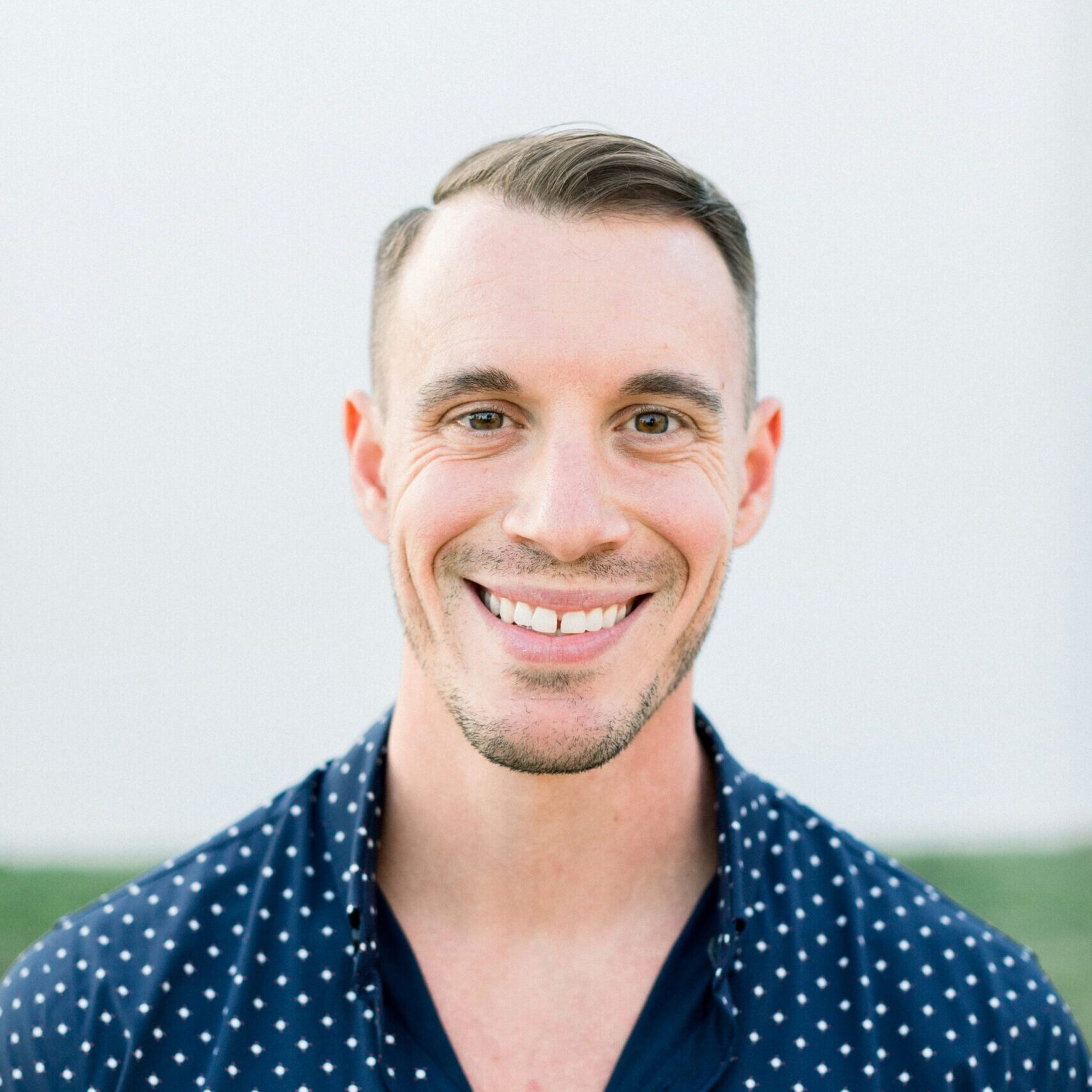 photo-1639747279286-c07eecb47a0b